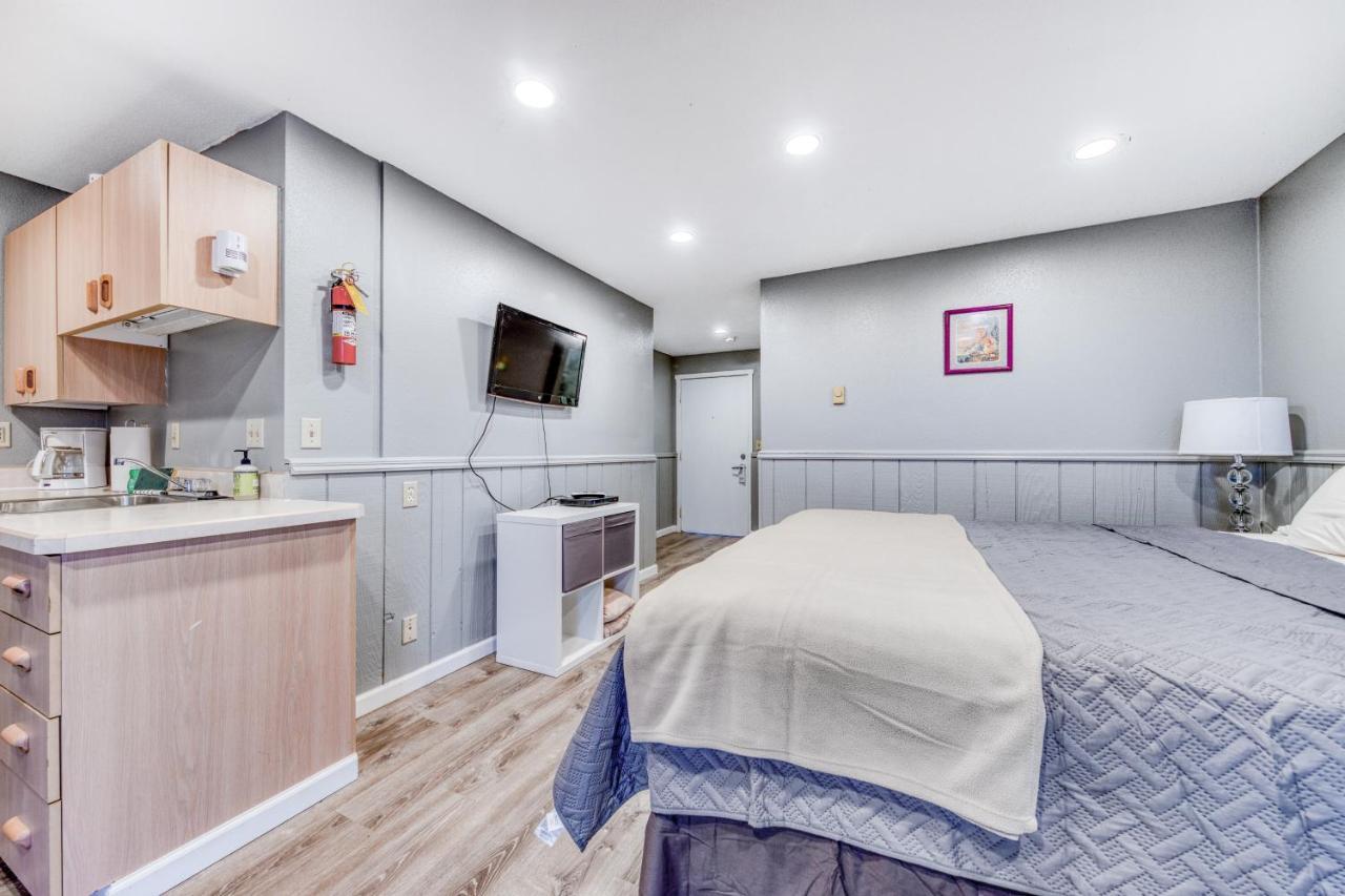 Sea Treasures Inn #211 & #212 ロックアウェイ・ビーチ エクステリア 写真